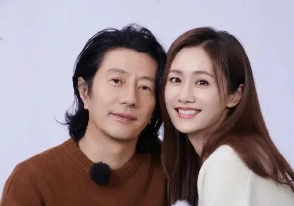 体育游戏app平台他还在酒吧搂着生疏小姐熟寝；孙锋高烧40度-kaiyun体育全站app入口IOS/安卓全站最新版下载 pc6下载站